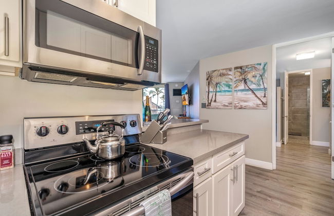 Sunny and Soothing Oceanfront Vistas - Foto 11