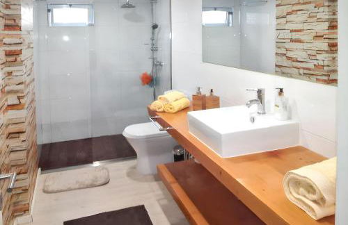 Charming House in Requião with Shared Pool - Foto 13