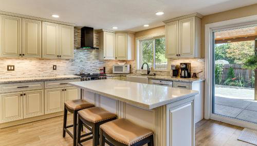 Private Outdoor Space 9 Mi to Downtown Vancouver! - Foto 4