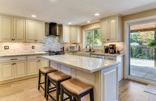 Private Outdoor Space 9 Mi to Downtown Vancouver! - Foto 4