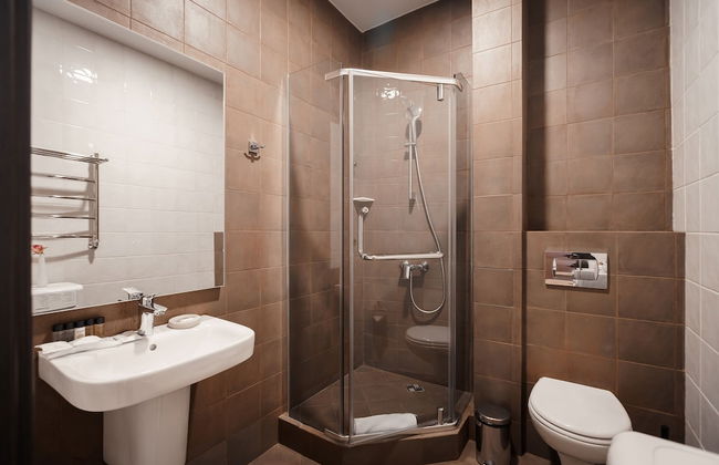 Tulip Apartments - Photo 22