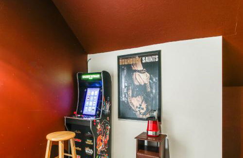 Tee Off in Augusta Masters Retreat with Patio - Foto 25