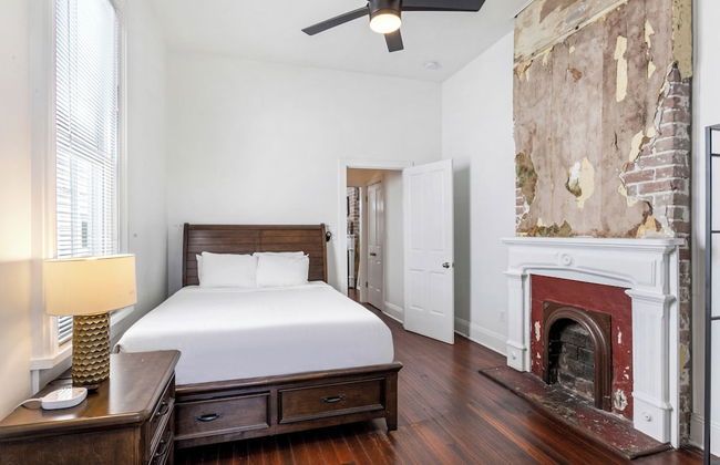 Vibrant Uptown Condos - Foto 3