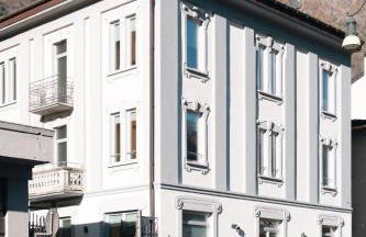 The Tower Premium Apartment - Beams & Views - 3 Min Walk to Bernina Express & Station - Foto 7