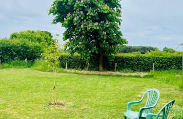 Romantic Cabin Retreat on 50-Acre Suffolk Farm - Foto 25