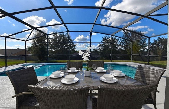 Beautiful 5 Bed Pool Game Room 5 Bedroom Home by RedAwning - Foto 26