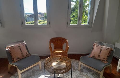 Appart dans petit chateau en centre ville - Foto 19