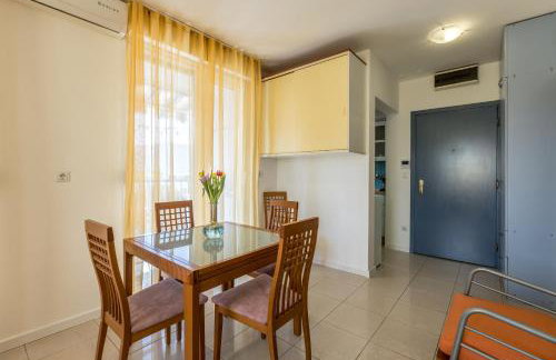 Hana City Apartment - Photo 8