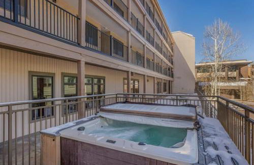 New Listing 2BR 2BA Condo - Mountain Views - Foto 46