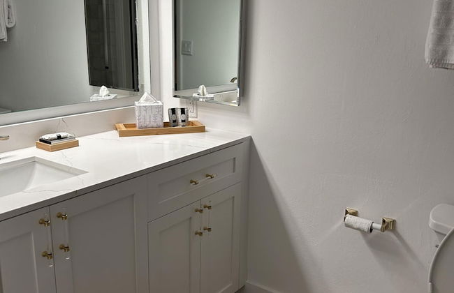 This Condo Is Located In One Of Islamorada's Most Prestigious Condo Complexes. 2 Bedroom Condo by RedAwning - Foto 24