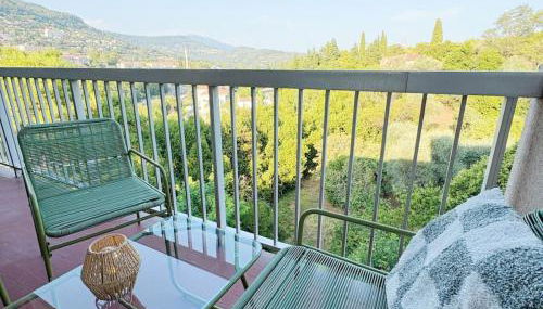 Cozy renovated flat with city view - Foto 2