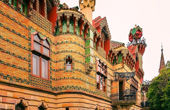 Santander : Le Capricho de Gaudí, Santillana et la forêt de séquoias - Photo 2