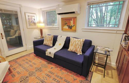 Capitol Hill Delight With Patio - Photo 10