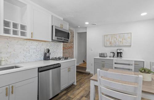 Lawrenceville Central !5 Spacious and Quiet Three Bedroom Apartment with Free Street Parking - Foto 4