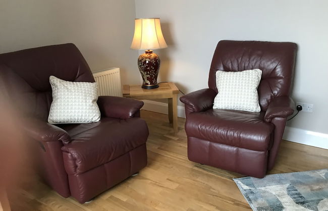 Immaculate 3-bed House With Private Secure Garden - Foto 7