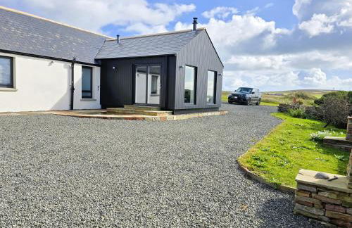 Deluxe Coastal Villa - Isle of Eday - Photo 16