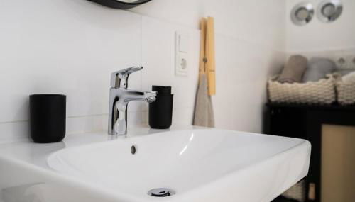 1 BR Studio - Zentral - Wifi - Kaffee - Netflix - Photo 3