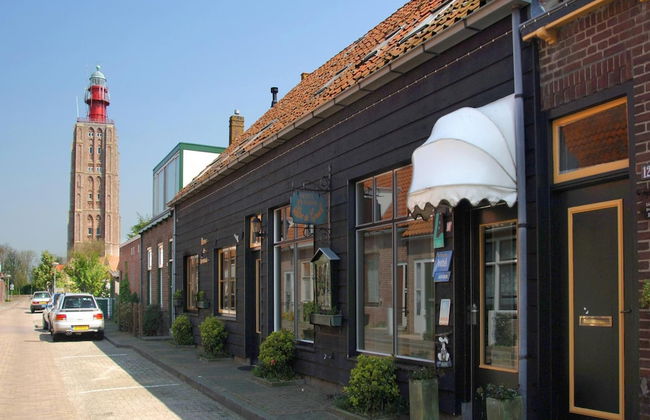 Pet-friendly Escape by the Sea - Photo 20