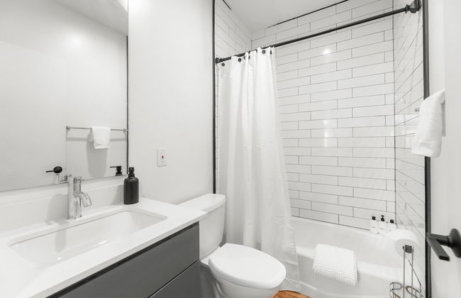 East Austin Condo - 2 Bedrooms & Parking - Foto 12