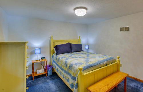 Sauna and Fireplaces! Lakefront Cadillac Retreat - Foto 24