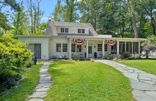 Whispering Arbor by Juniper Holiday + Home - Foto 32