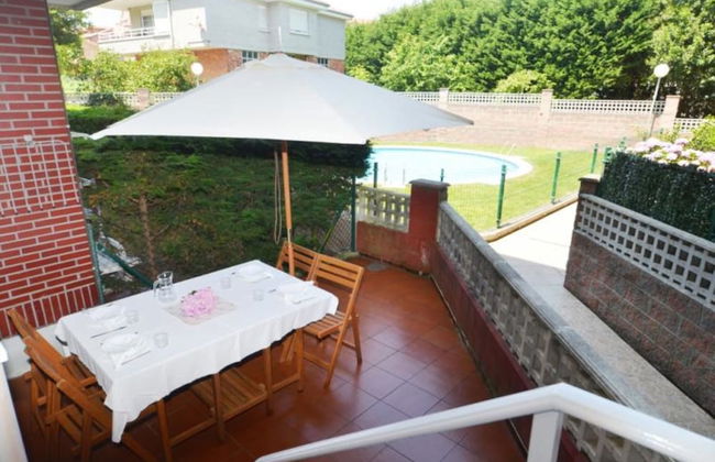 106305 - Apartment in Isla - Photo 1