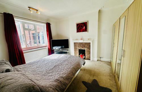 Apartment 2BR-free private parking-quick access to train into London-Wembley-Heathrow - Photo 4