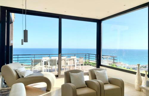 Sitges Spaces Sea View Villa- 6 Bedrooms, 5 bathrooms, 2 private pools, Near center - Foto 2