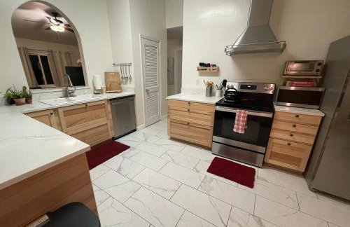 3br 2bath near Town Center - Photo 11