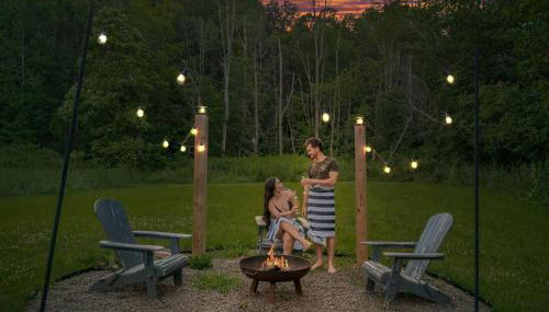 NEW HOT TUB Game Room Firepit Near Windham - Foto 2