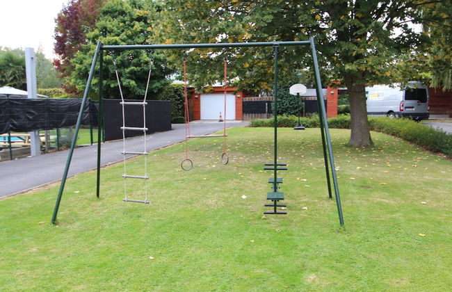 Modern Holiday Home in Zottegem with Hot Tub - Foto 27