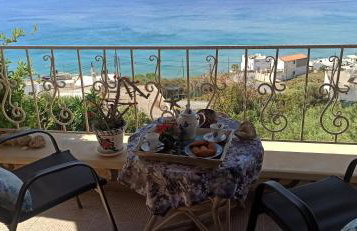 Elouthia Residence with Sea View and Hot Tub - Foto 7