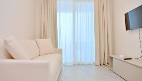 Chic Seaview Apartment With Private Terrace - Foto 2