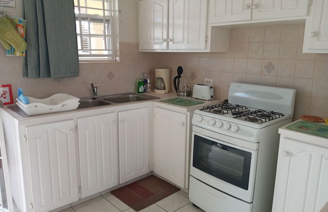 Cumber's Tropical Apartments - Foto 30