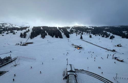 Studio aux pieds des pistes et des commerces - Photo 8