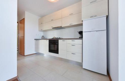 Nice Home In Rogoznica - Foto 26