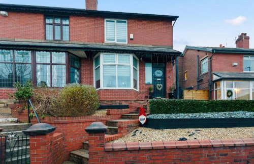 Lovely 4b Stay- Ideal for Contractors & Families - Photo 35