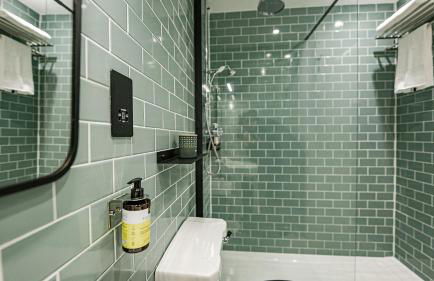 Burlington Mansions - Stunning Coastal Apartment - Photo 29