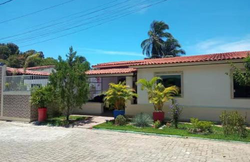 Casa em Condomínio, Piscina Privativa e Área Gourmet - Foto 1