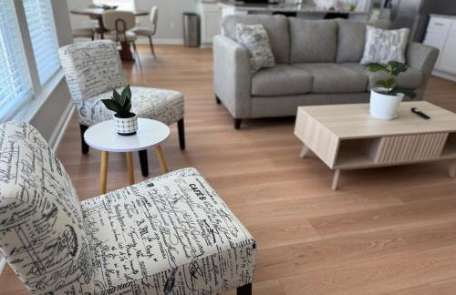 NEW HOUSE! 4BR Entire house Near Airport - Photo 2