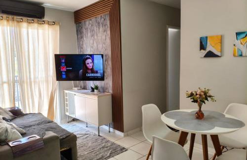 APARTAMENTO COM AR NA SALA e QUARTOS - Foto 1