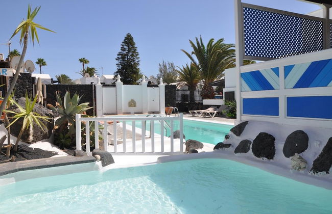 Apartamentos Los Tulipanes - Photo 50