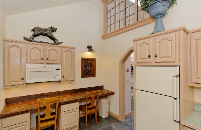 HIGHLANDS CASTLE overlooking Lake George.. plus 2 other Castles! - Foto 72