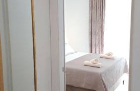 Split Terrace & Free Parking Apartment - Foto 13