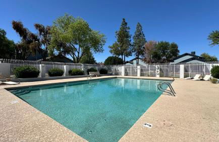 971 sf 2 Bedroom 2 Bath Townhouse 3 mi to Westgate - Foto 12