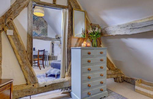 Loft Cottage by Spa Town Property - 2 Bed Tudor Retreat Near to Stratford-upon-Avon, Warwick & Solihull - Foto 17