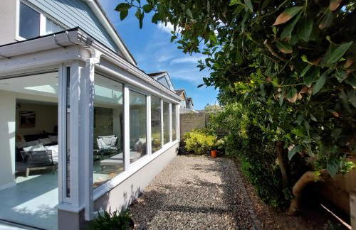 Spacious 3 bed holiday home, New Forest, Milford-on-Sea, close to beach - Photo 17