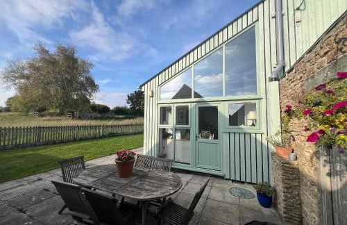 Blueberry Barn, light and airy barn conversion near Bruton - Foto 30