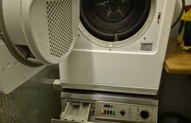 NaturBlick am Rothaarsteig neue moderne Ferienwohnung mit 2 Badezimmern 2 Küchen inklusive Highspeed Internet Flatrate 2x XXL Boxspringbett 2x Terrassen und 2x PKW Parkplätze 10 Minuten bis Willingen Ideal für Touristen und Geschäftsleute mit MWStRechnung - Foto 23