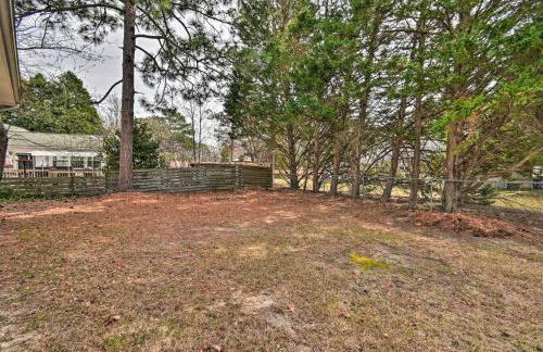 Fayetteville Vacation Rental with Sunroom and Yard! - Foto 29